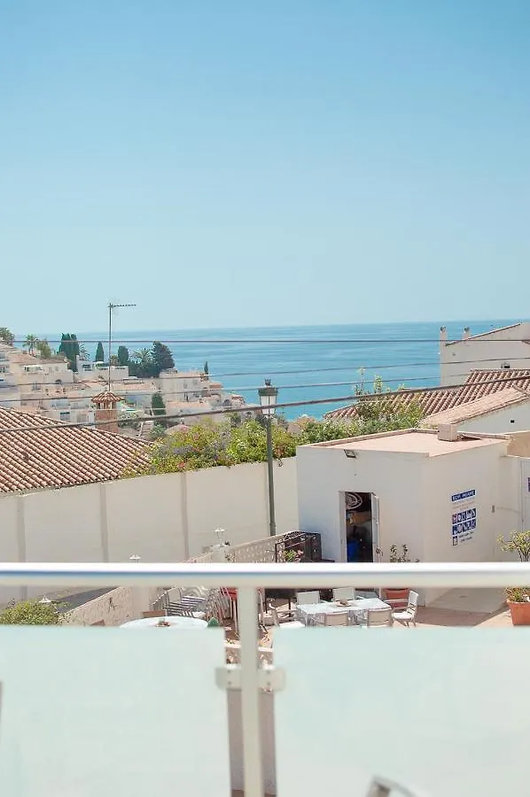 Superior Family Town Centre Villa Close To Beach In Peaceful Residential Zone نيرخا 0*,