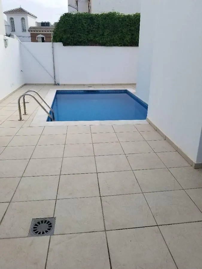 Superior Family Town Centre Villa Close To Beach In Peaceful Residential Zone نيرخا